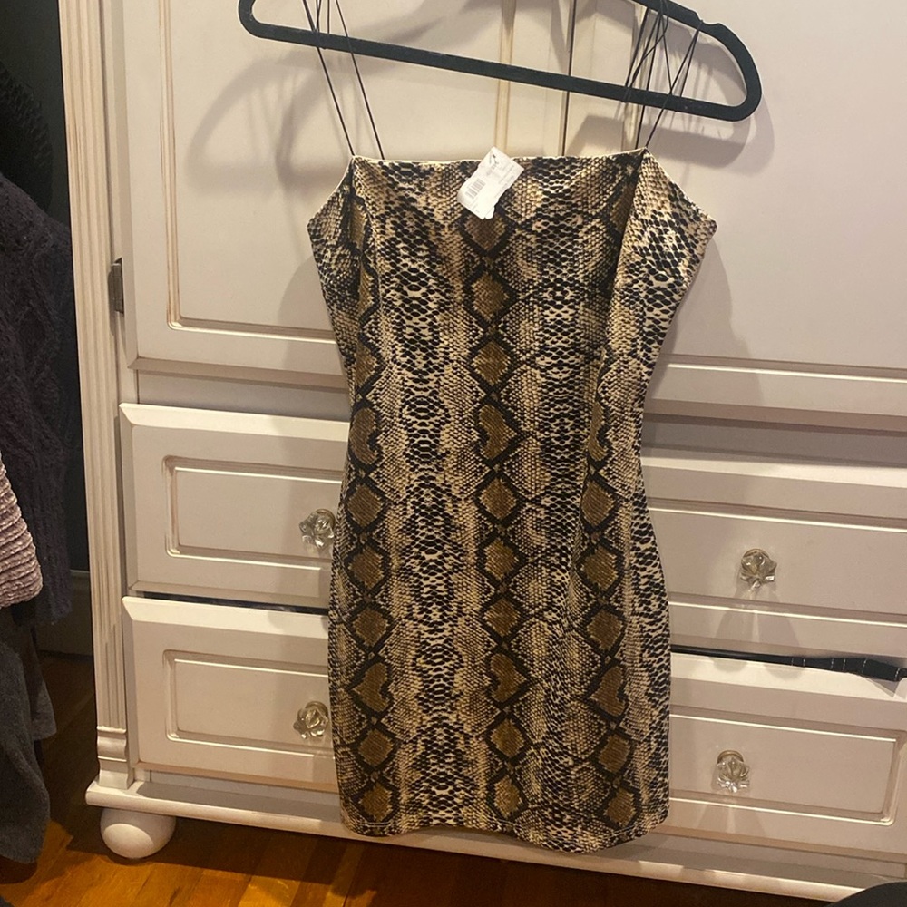 NWT boutique snake print bodycon dress